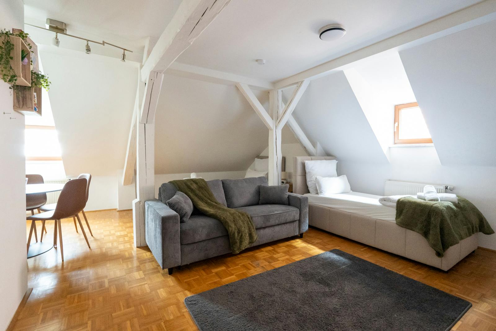 Appartement te huur voor € 2.500 per maand in Steyr, Haratzmüllerstraße
