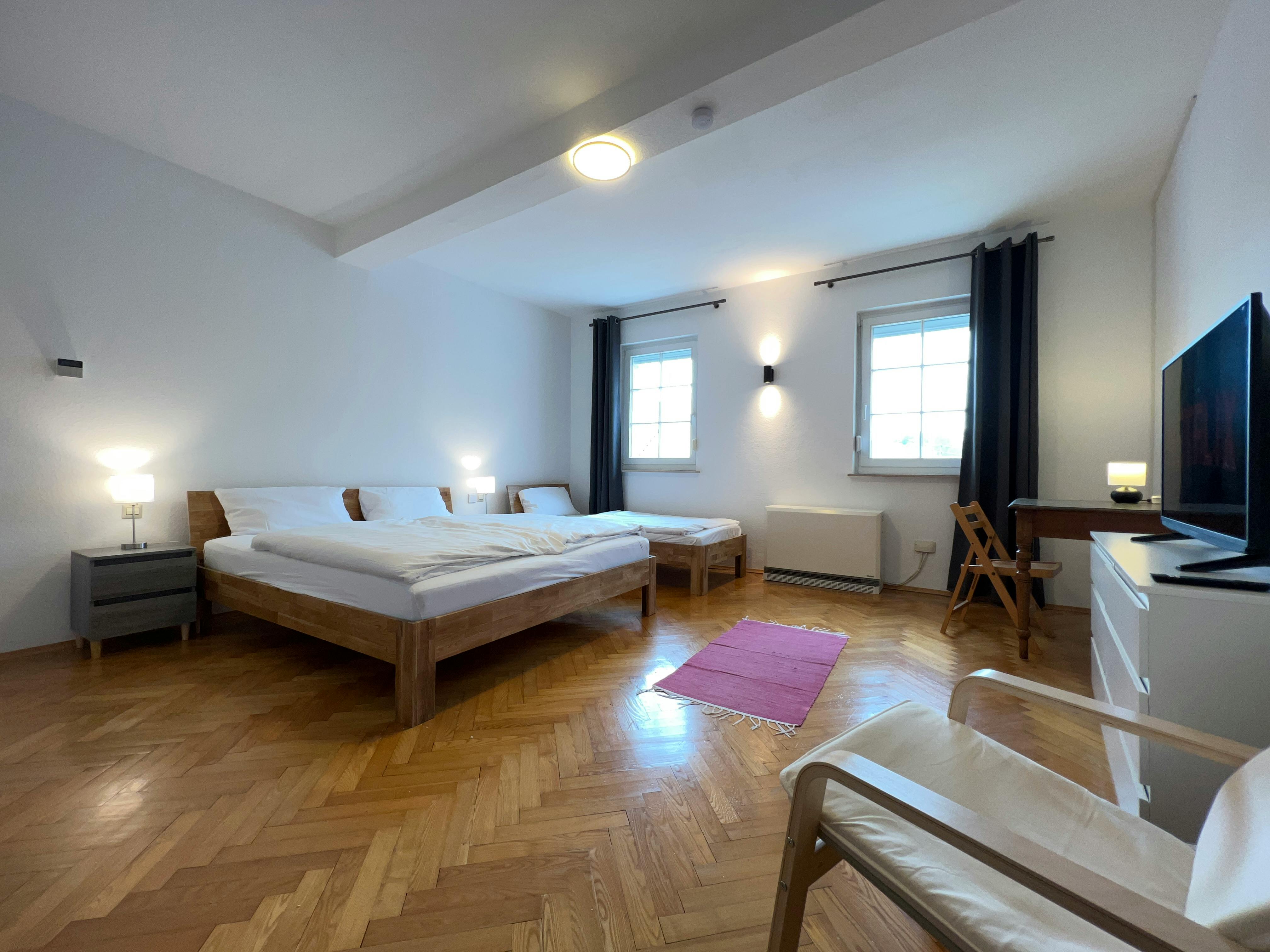 Wohnung zu mieten für 2.170 € pro Monat in Karlsruhe, Saarlandstraße