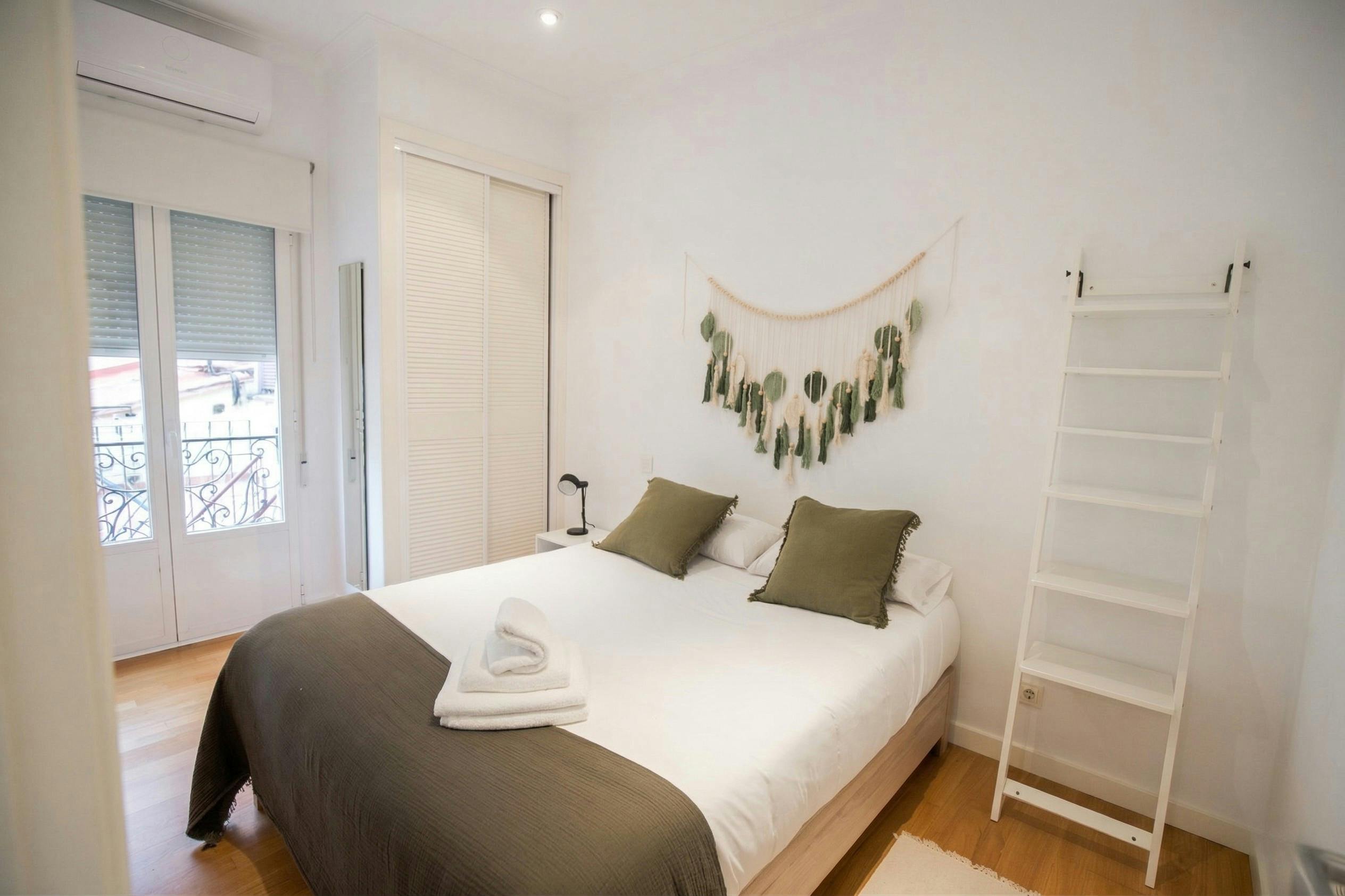 Calle de Raimundo Lulio, Madrid preview