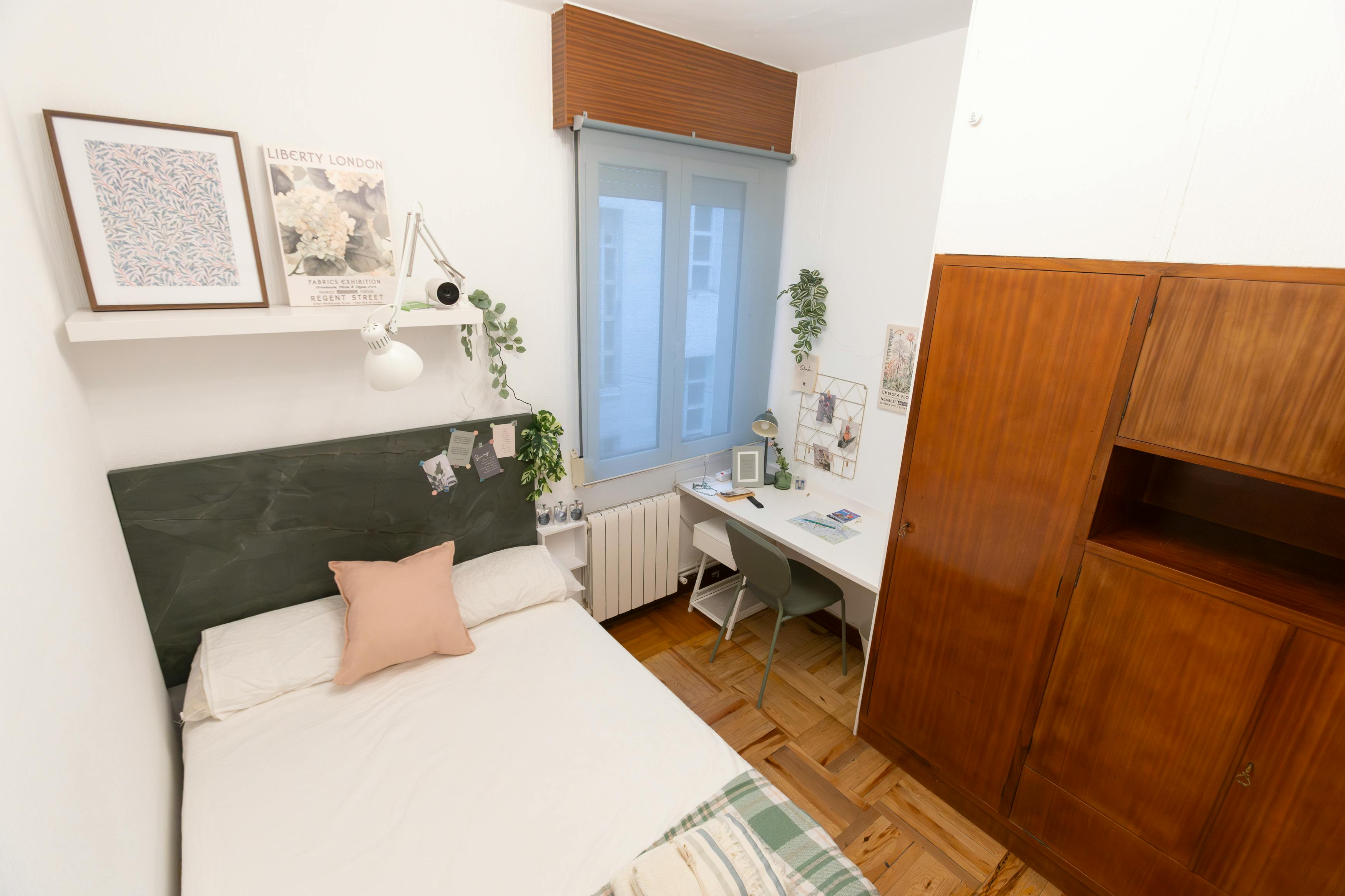 Pokój prywatny do wynajęcia za 480 € miesięcznie w mieście Bilbao, Prim Kalea