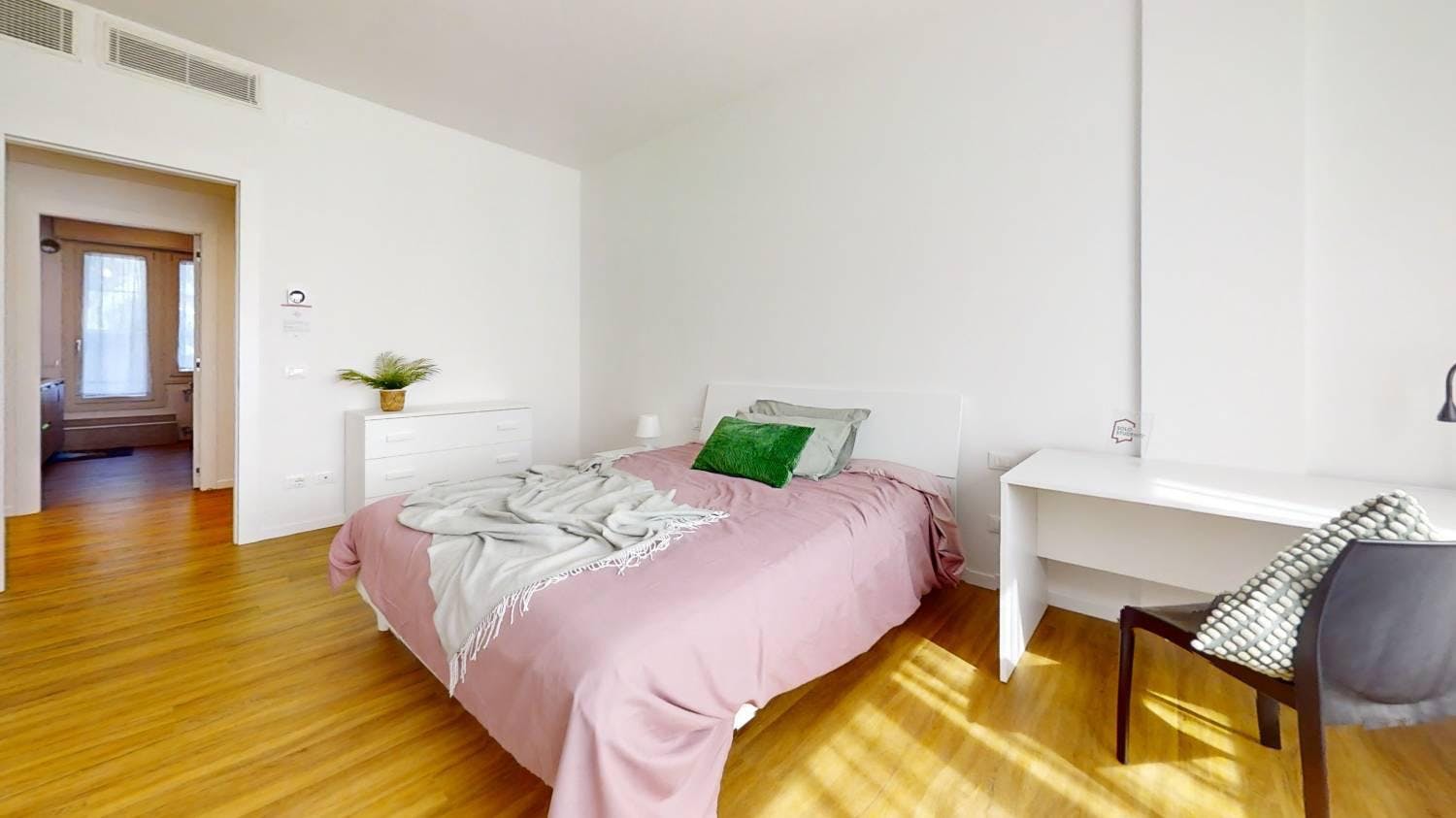 Private room in Via Ospedale Umberto I°, Venice (1703986) ROOM