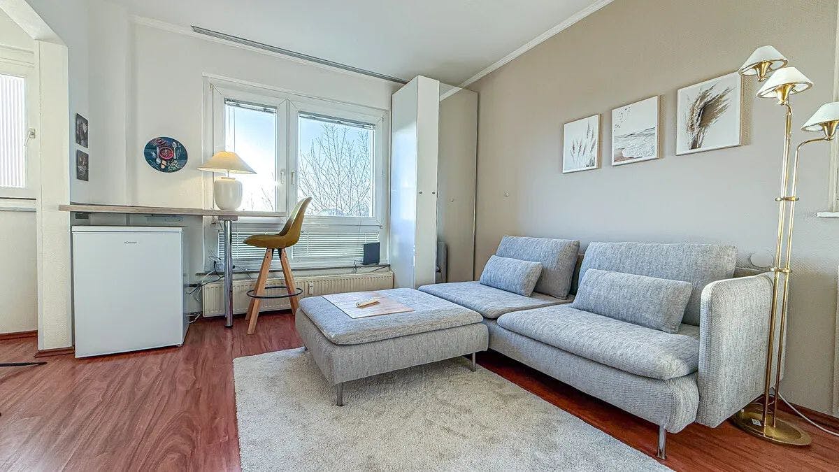 Studio for rent for €1,150 per month in Düsseldorf, Plockstraße