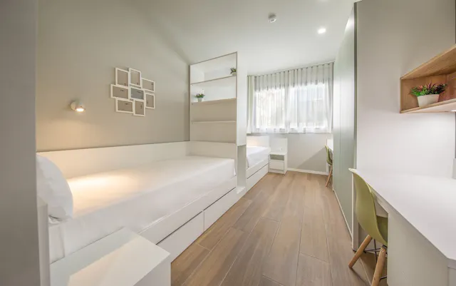 Shared room in Carrer Doctor Jaume Ferran i Clua, L'Hospitalet de Llobregat (1704038) room image 1