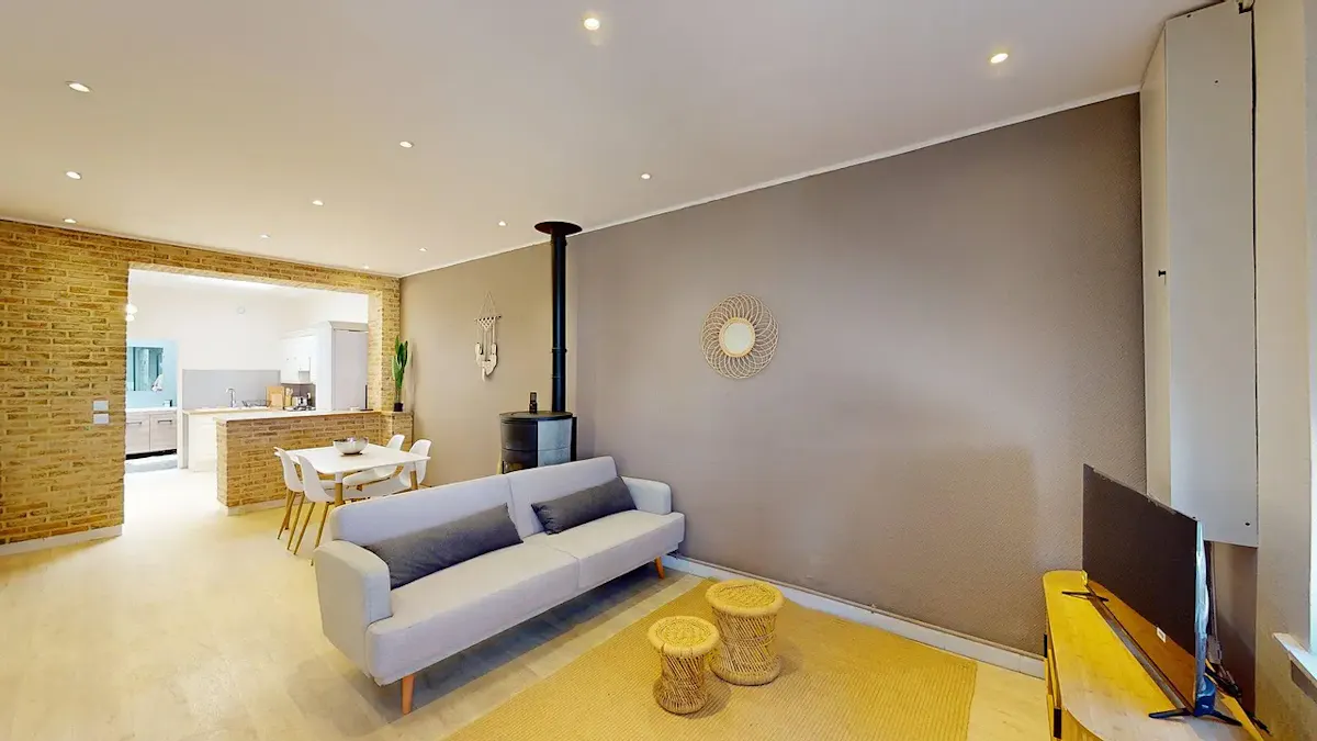 2-Bedroom House in Rue Chaplin, Lille (1704180) ROOM