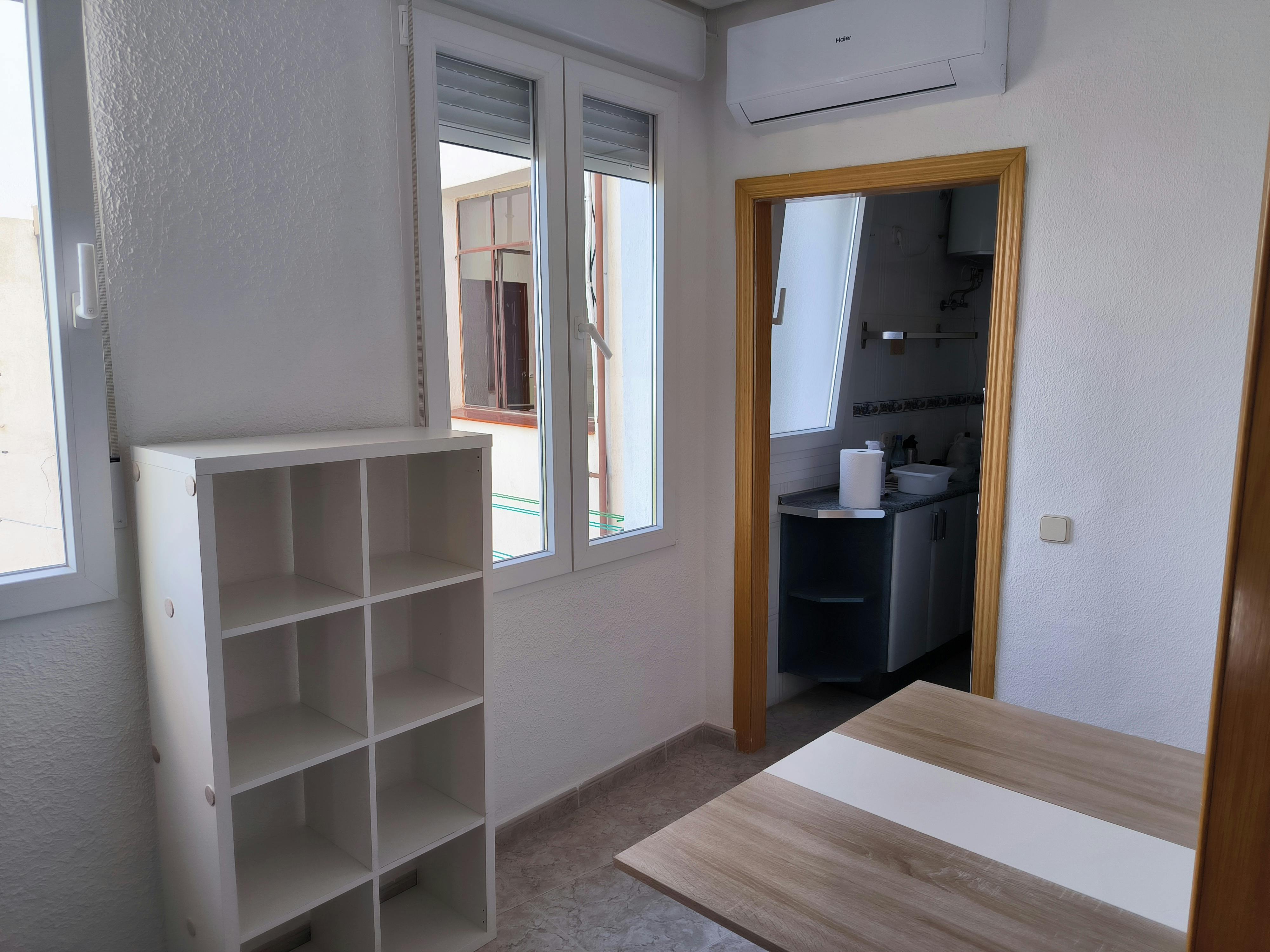 Apartamento en alquiler por 1250 € al mes en Madrid, Calle San Cosme y San Damián