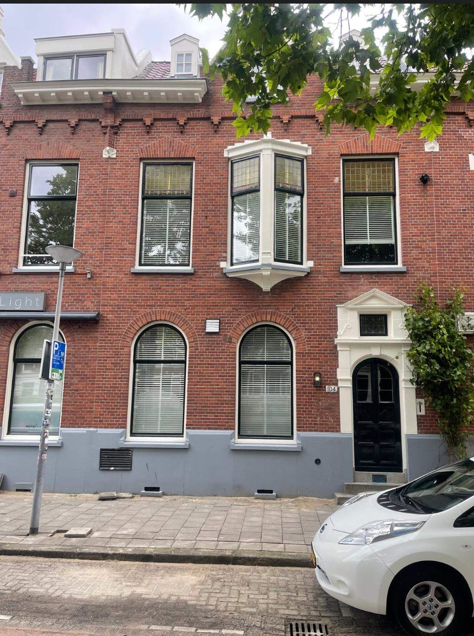 Apartment for rent for €2,750 per month in Rotterdam, 's-Gravendijkwal