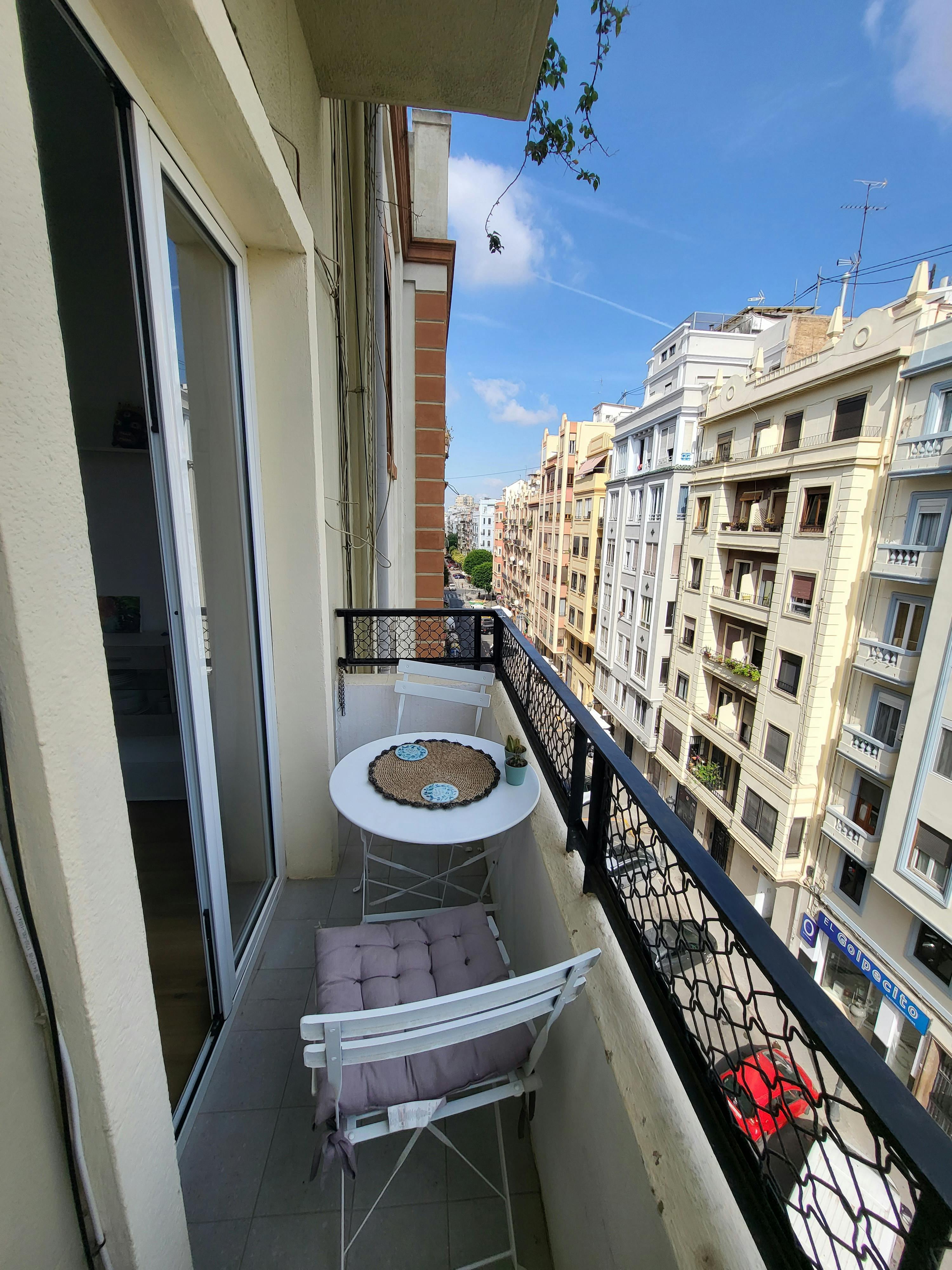 Carrer de Cuba, Valencia preview