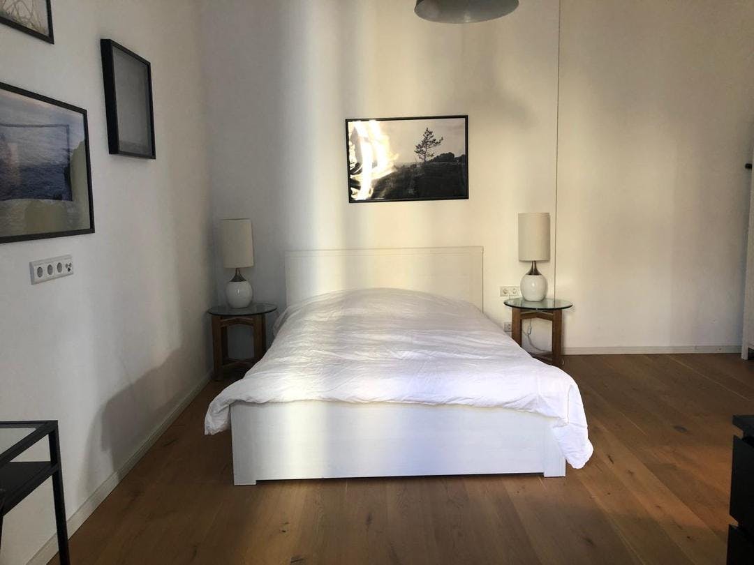 Appartement te huur voor € 900 per maand in Berlin, Bergstraße