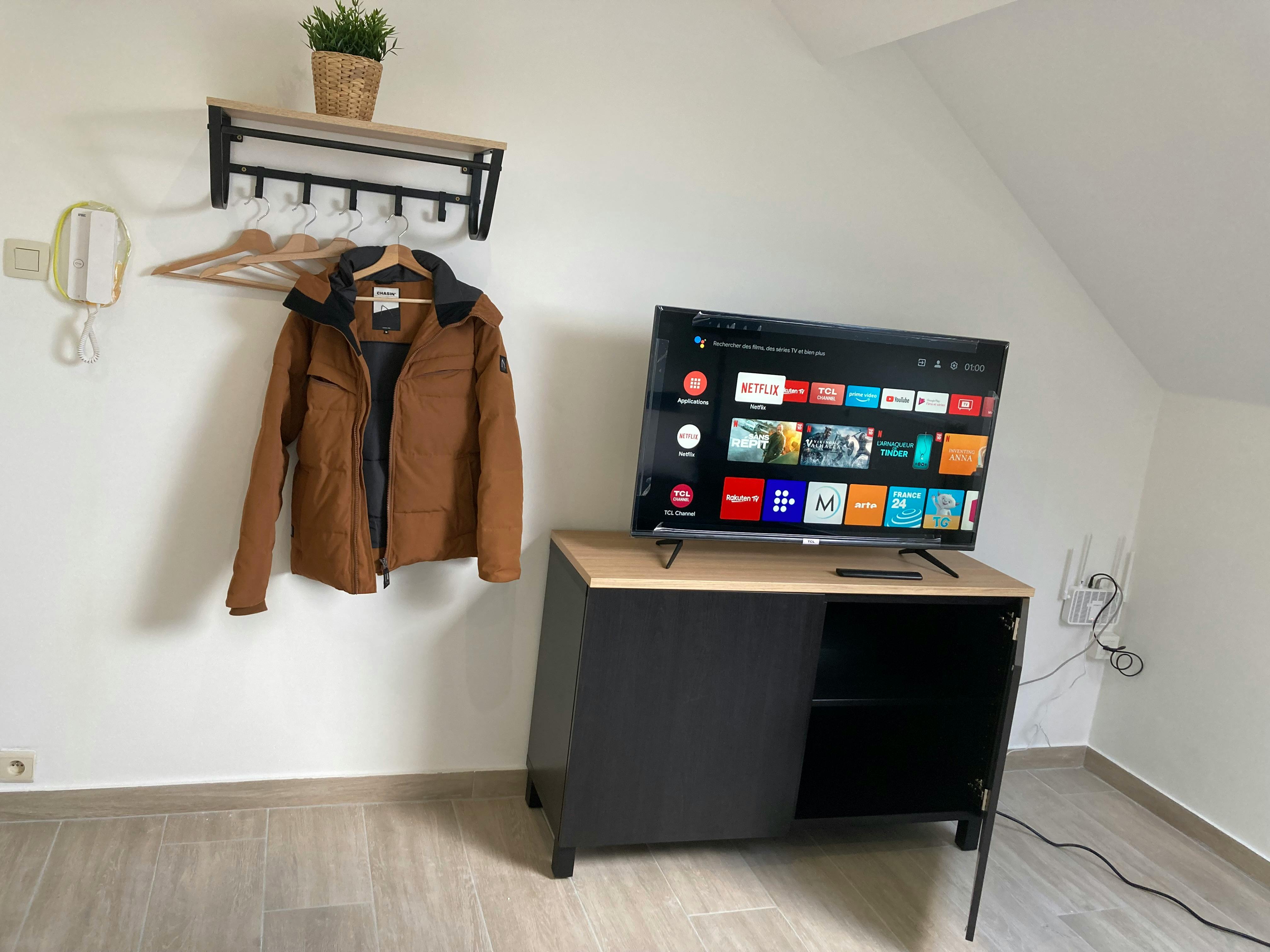 Rue des Eburons, Brussels preview