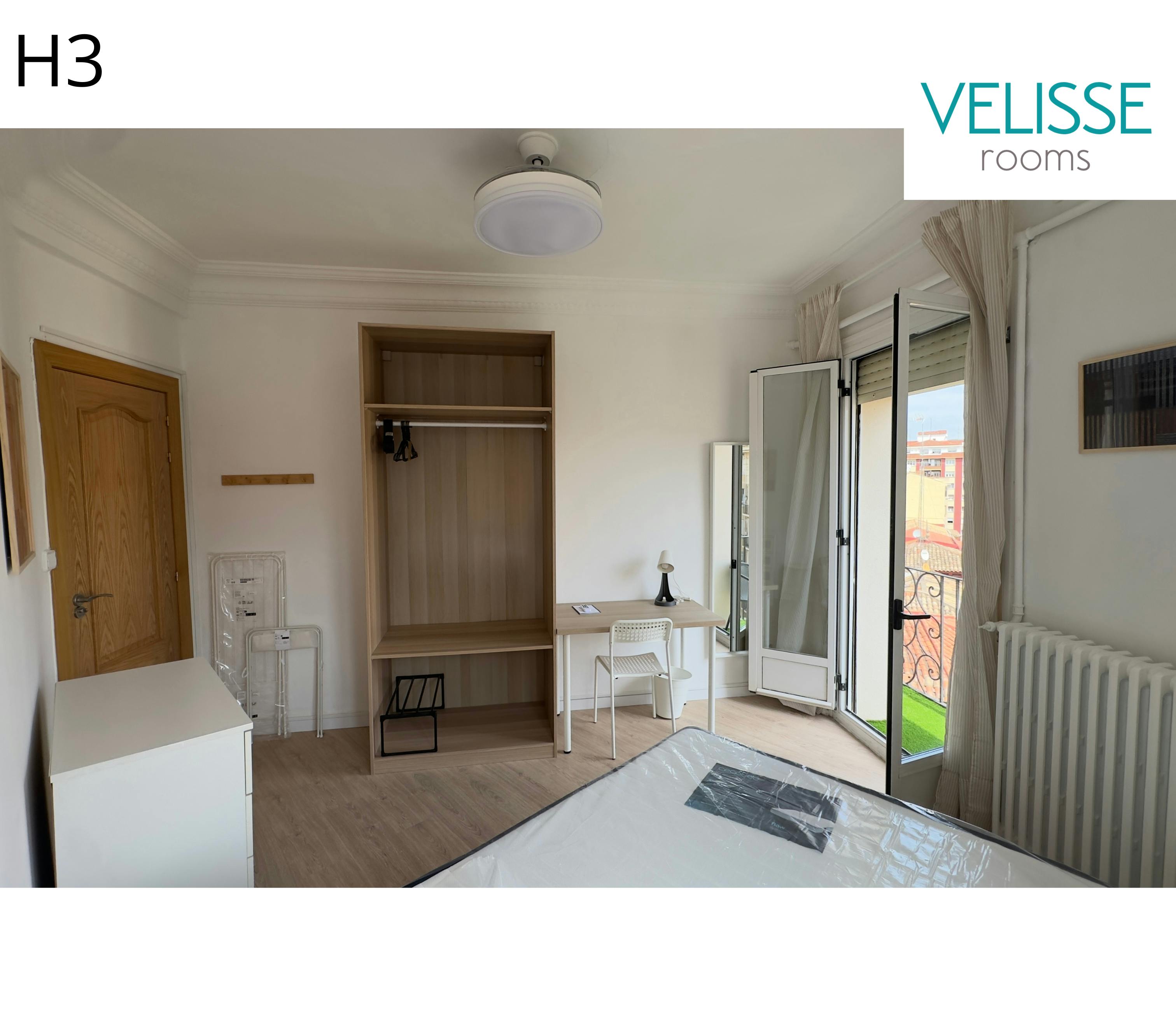 Private room for rent for €440 per month in Zaragoza, Calle del Doctor Ricardo Lozano Monzón