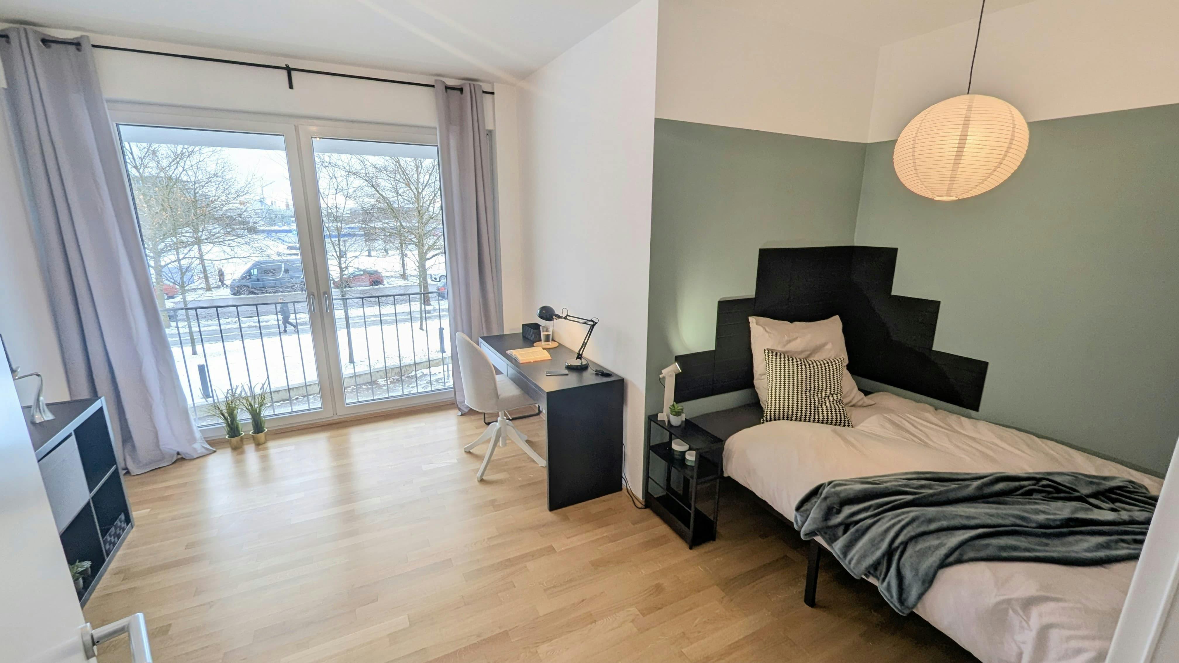 Private room in Am Oberwiesenfeld, Munich (1704669) room image 1