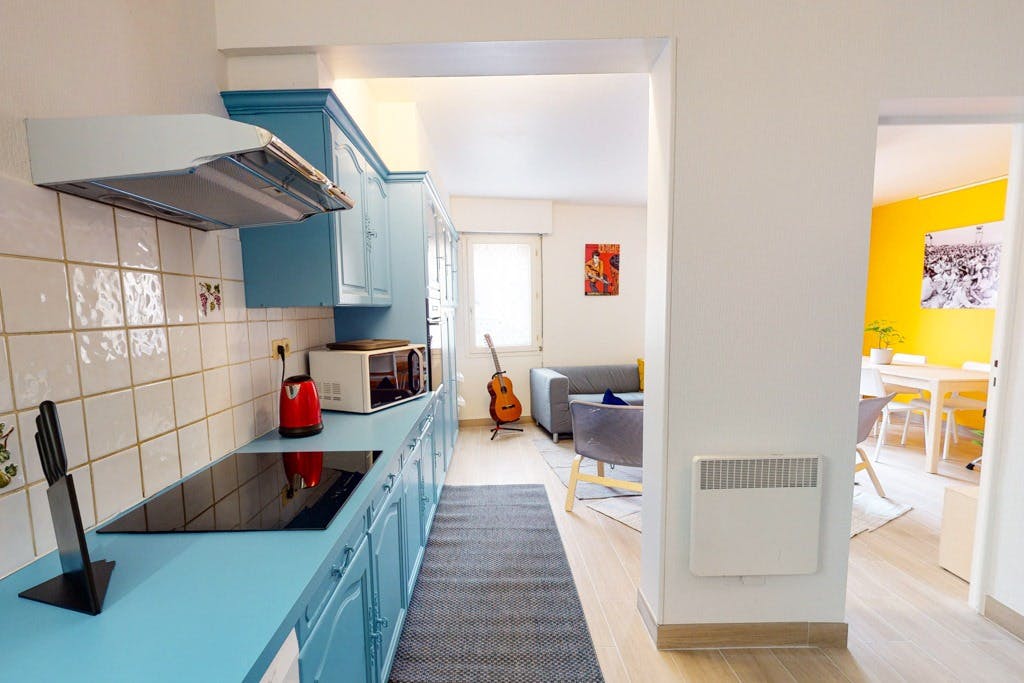 Cameră privată de închiriat pentru 540 EUR pe lună în Bordeaux, Rue Francin