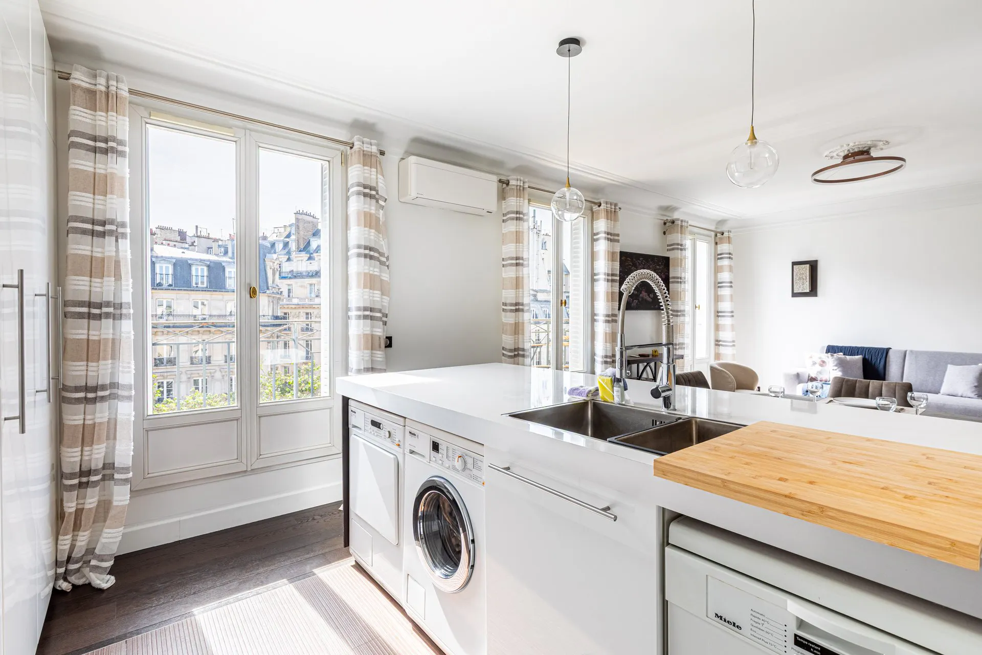1-Bedroom Apartment in Avenue Carnot, Paris (1704725) ROOM 4