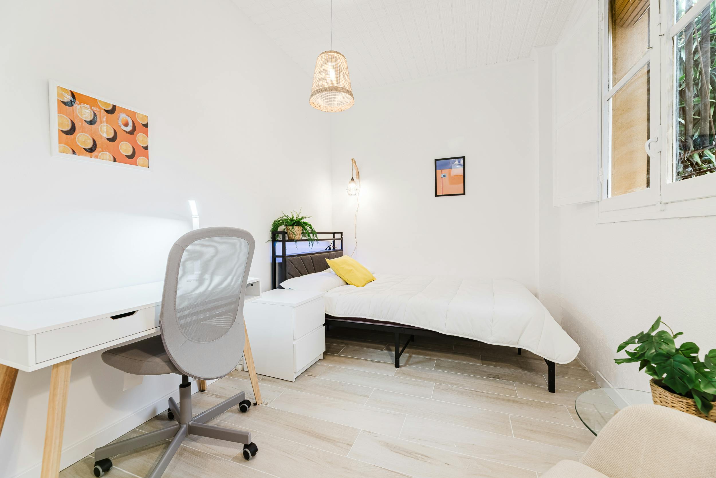 Carrer dels Sants Just i Pastor, Valencia preview