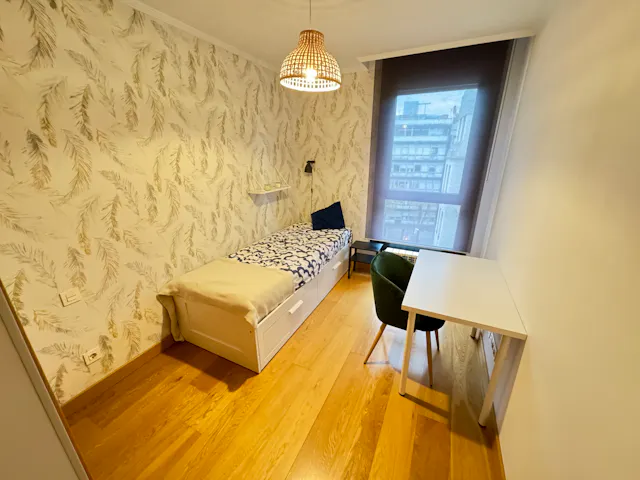 Private room in Ramón y Cajal Etorbidea, Bilbao (1704951) room image 1