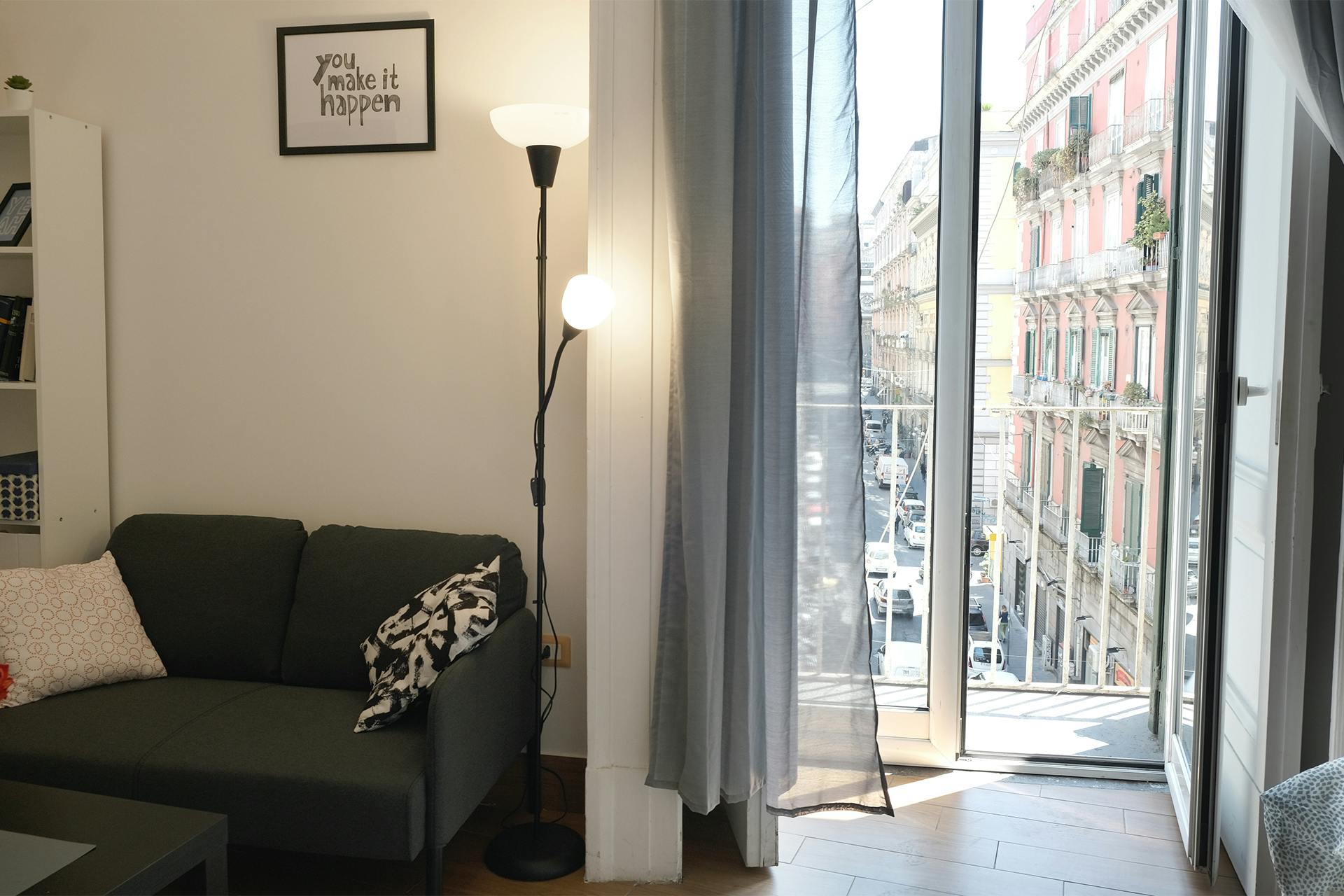 Private room in Via Enrico Pessina, Naples COMMON_AREA 4