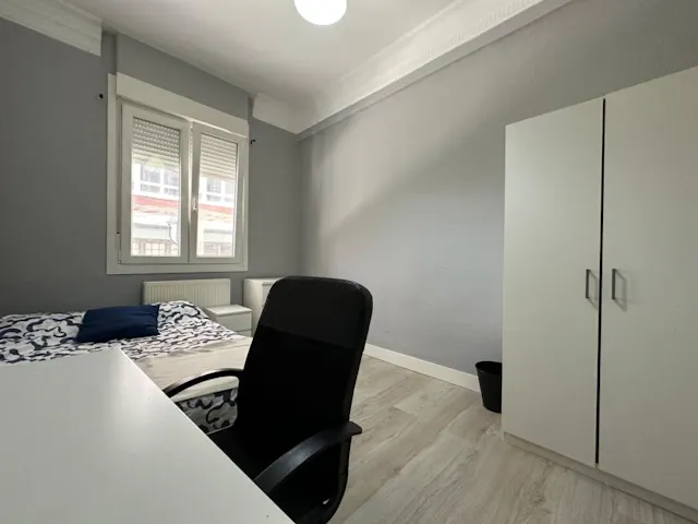 Private room in Fernández del Campo Kalea, Bilbao (1704972) room image 1