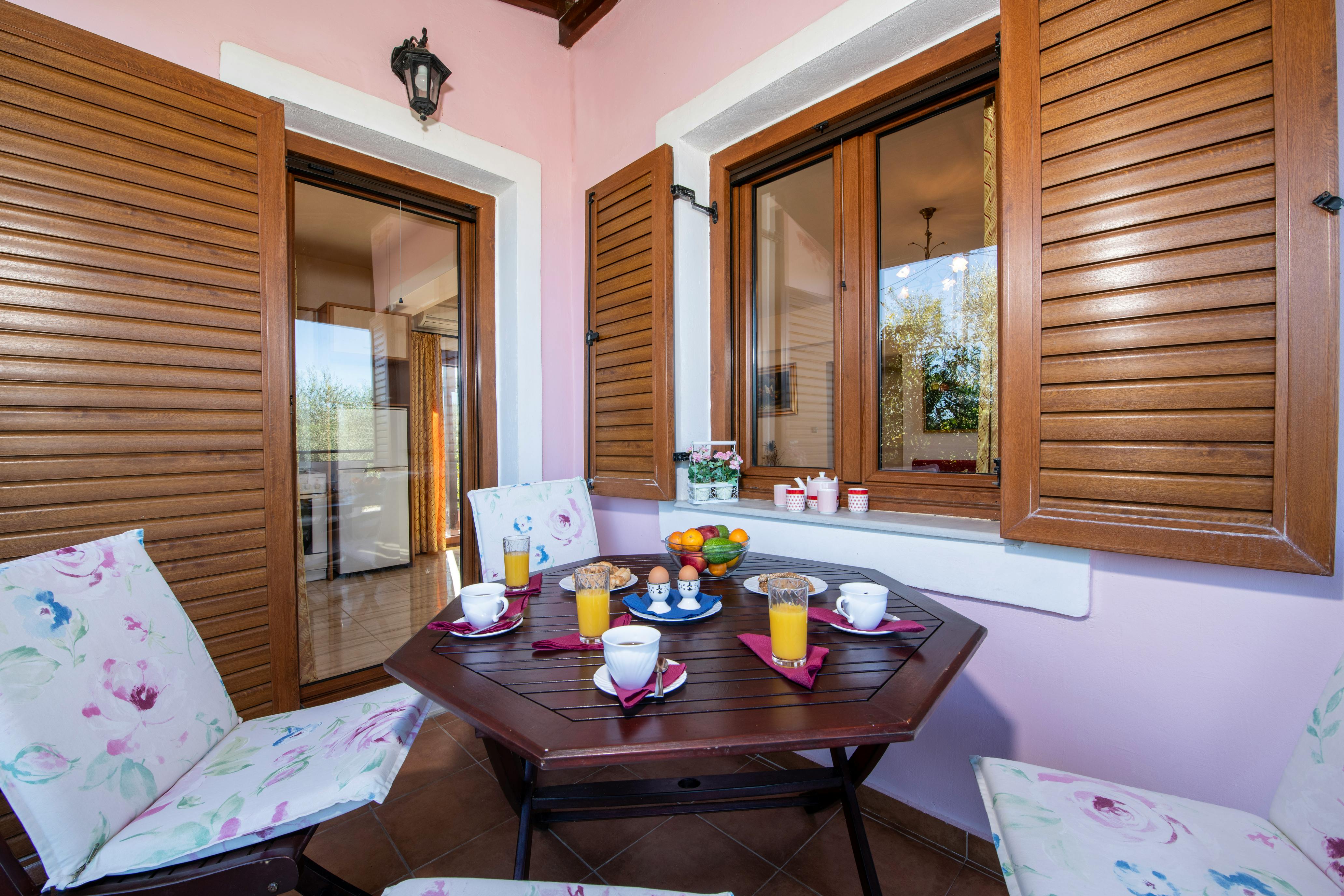 House for rent for €800 per month in Rethymno, Ethniki Odos Rethimnou Irakliou