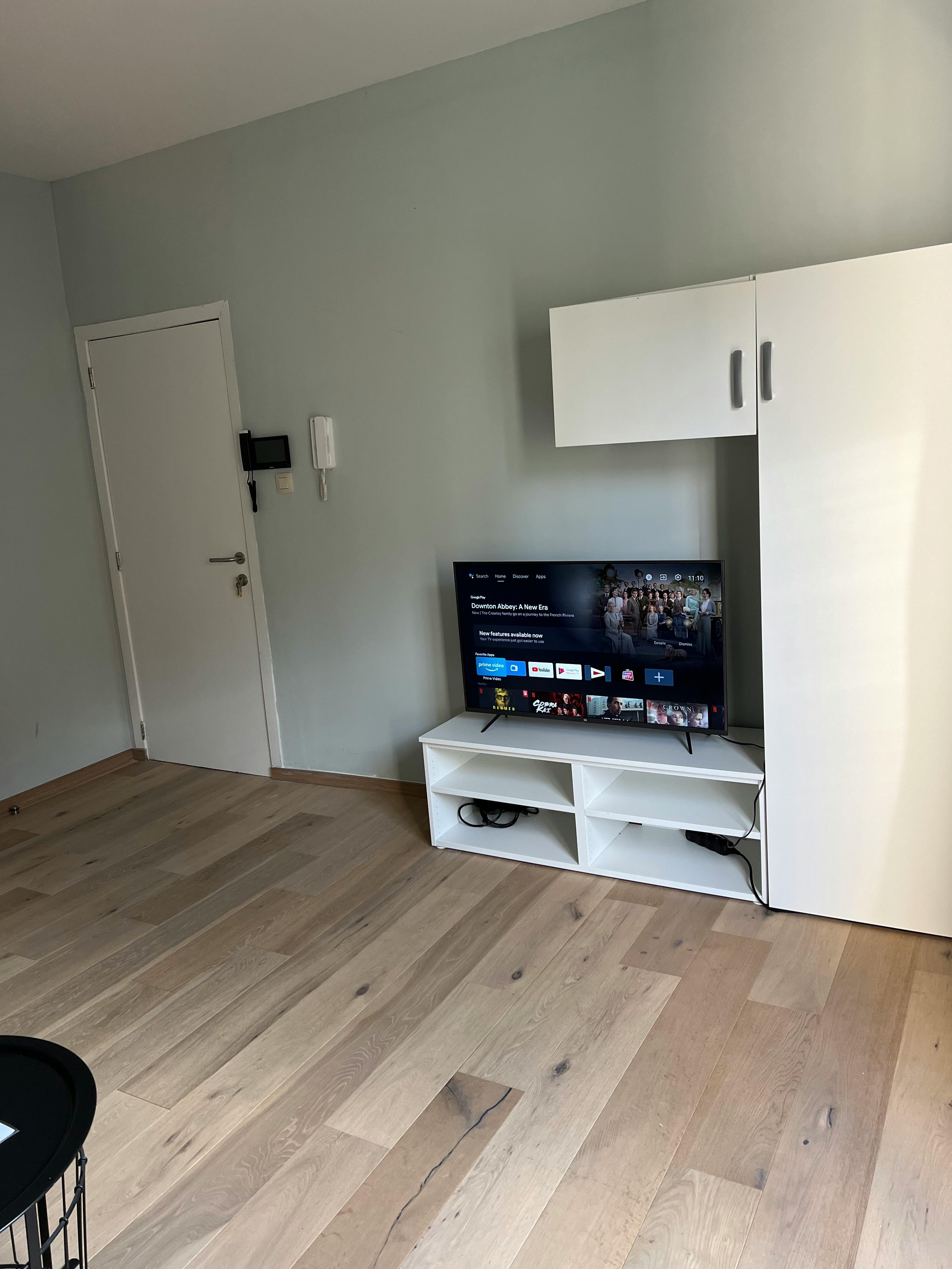 Rue des Eburons, Brussels preview