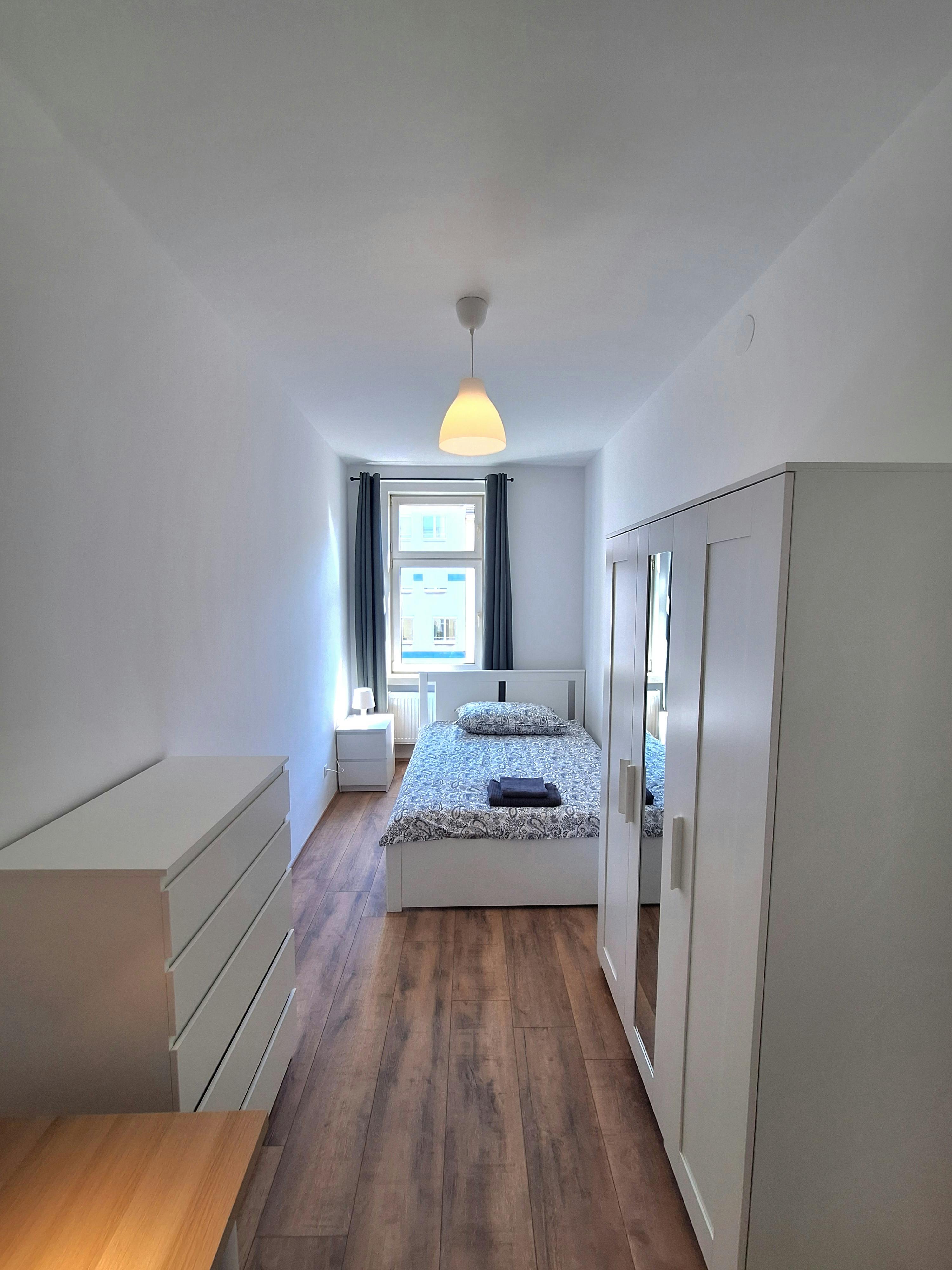 Klosterneuburger Straße, Vienna preview