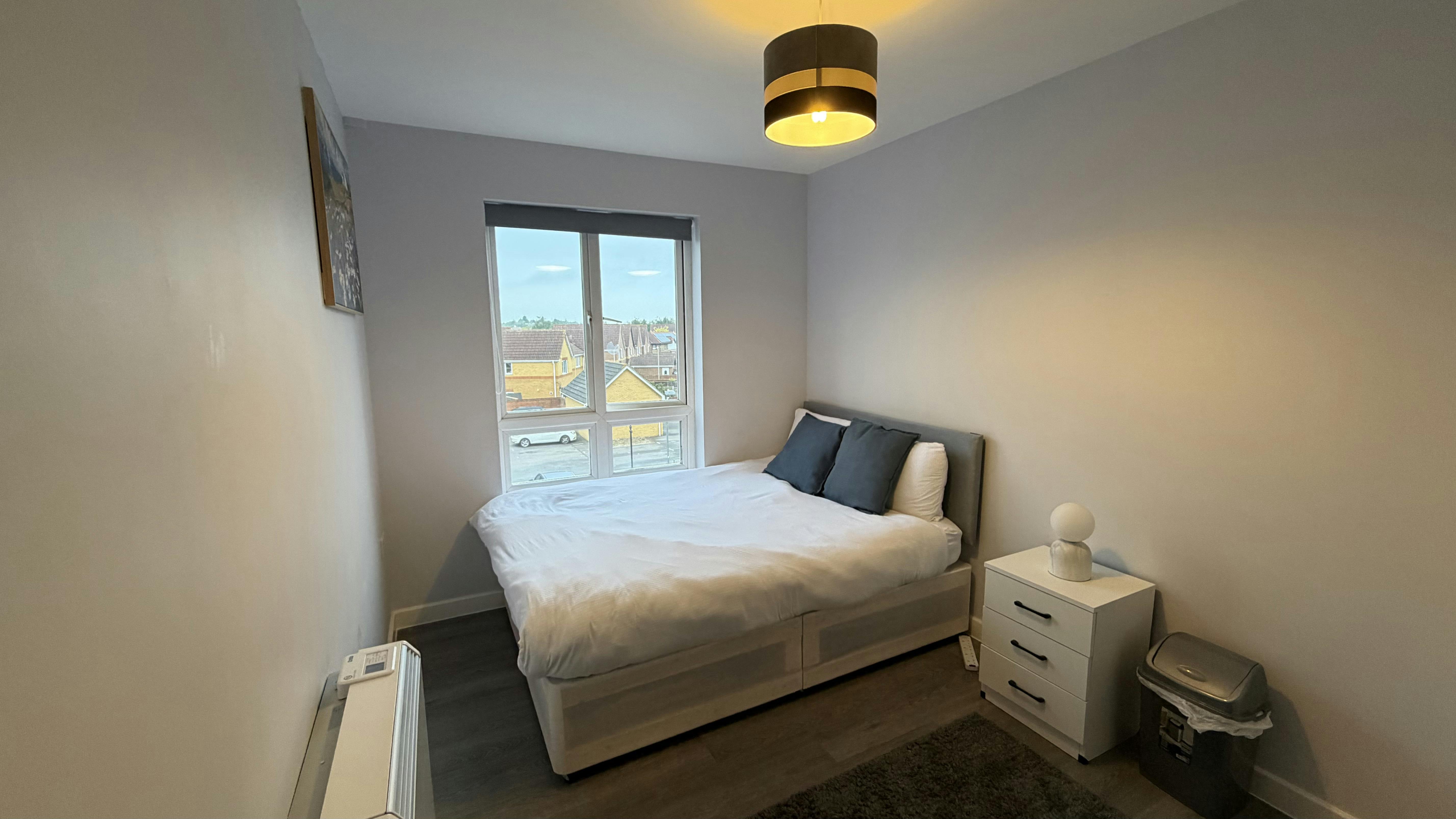 Apartment for rent for €3,500 per month in Chafford Hundred, Southwell Close