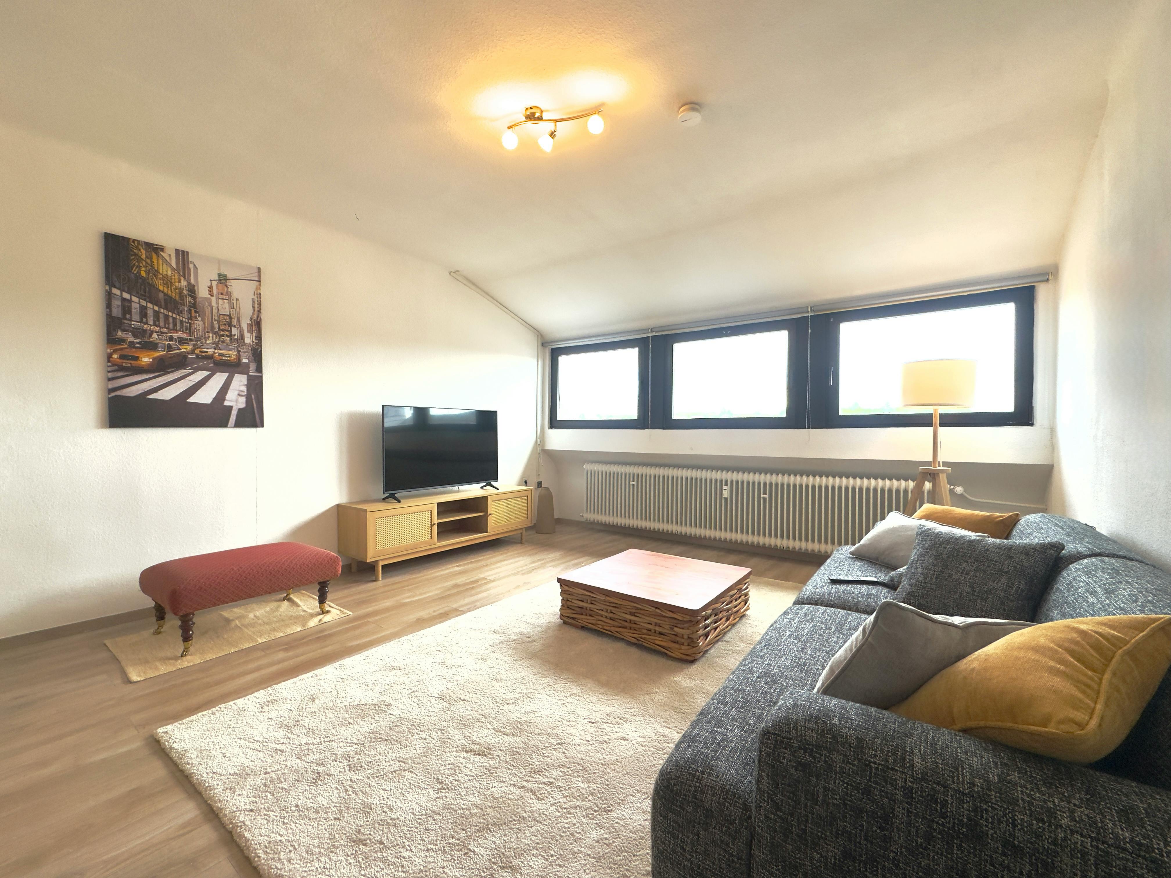 Квартира за оренду для 1 950 EUR на місяць у Heusweiler, Trierer Straße