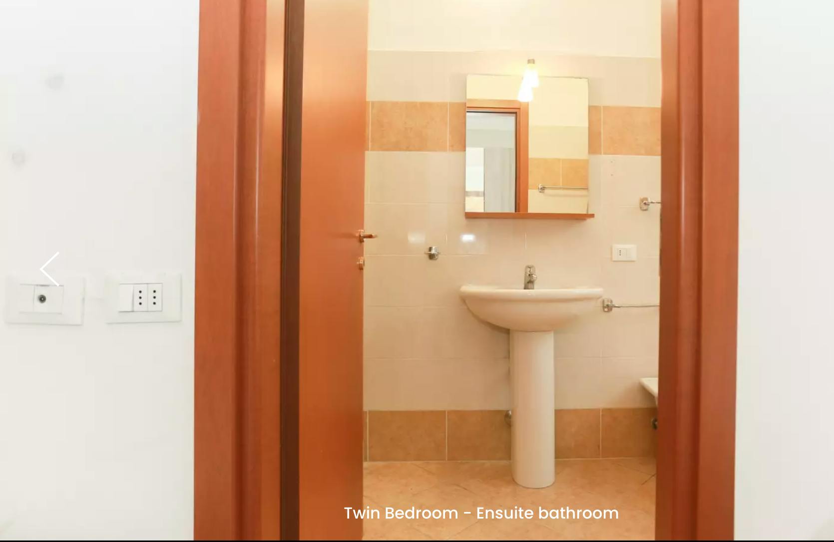Double room Sesto San Giovanni, 1 bed, 12m² — photo 7
