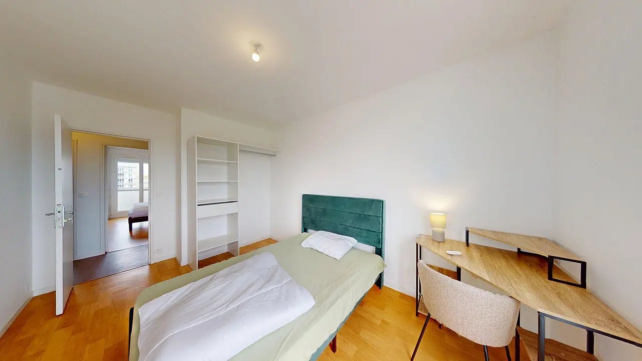 私人房间 正在以 €420 的月租出租，其位于 Rennes, Rue du Bourbonnais