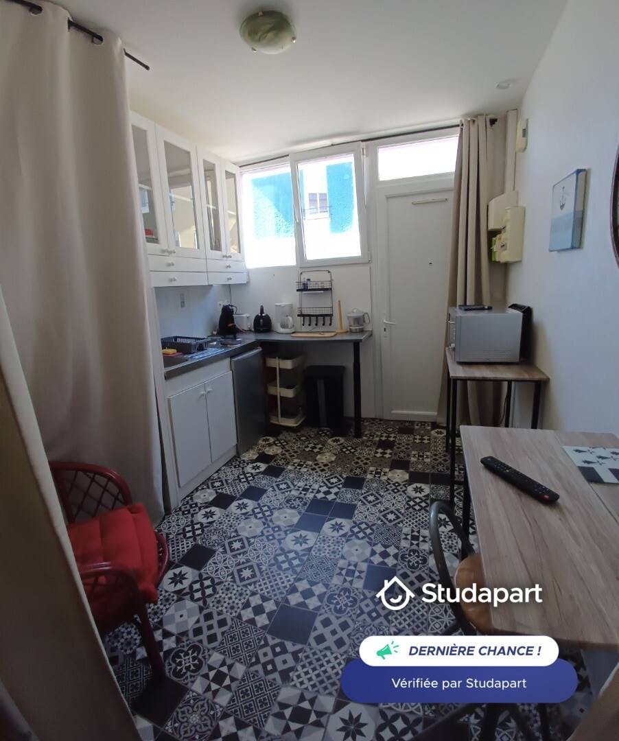 Wohnung zu mieten für 418 € pro Monat in Lorient, Rue Aviateur le Brix