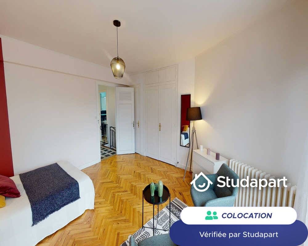 Private room for rent on Rue David Johnston, Bordeaux - Plus