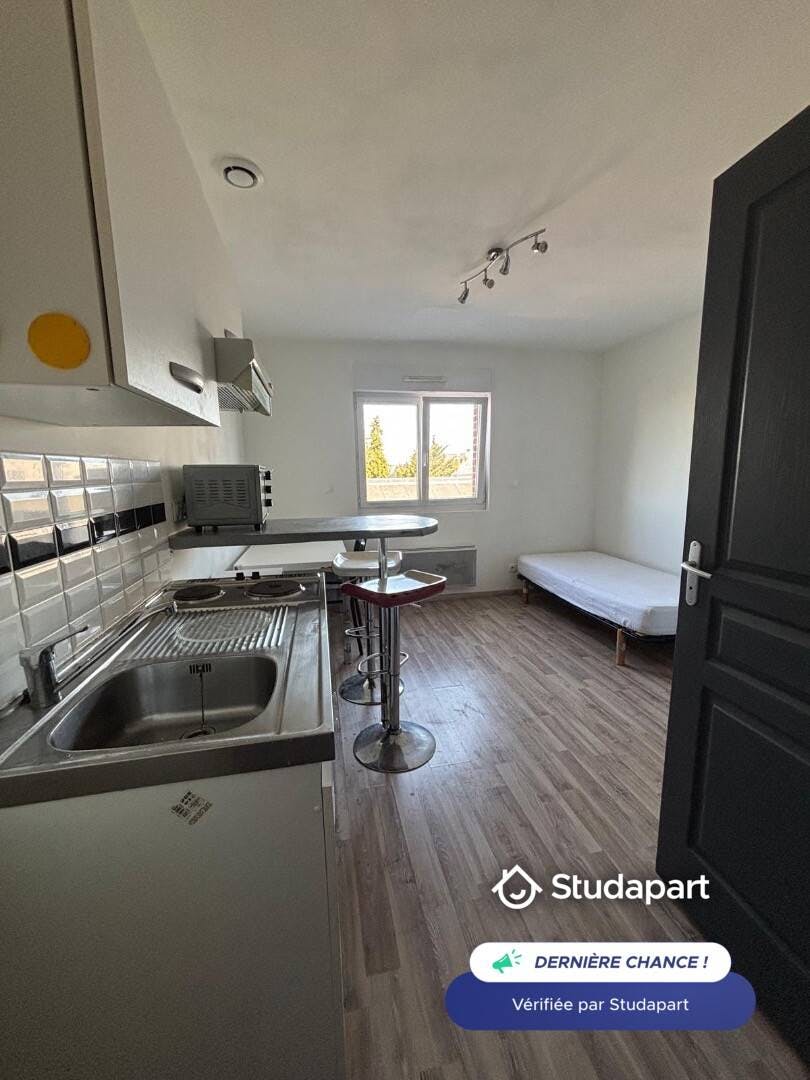 Apartamento en alquiler por 380 € al mes en Cambrai, Rue de Roubaix