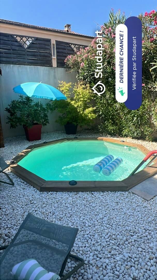 Pièce à Avignon