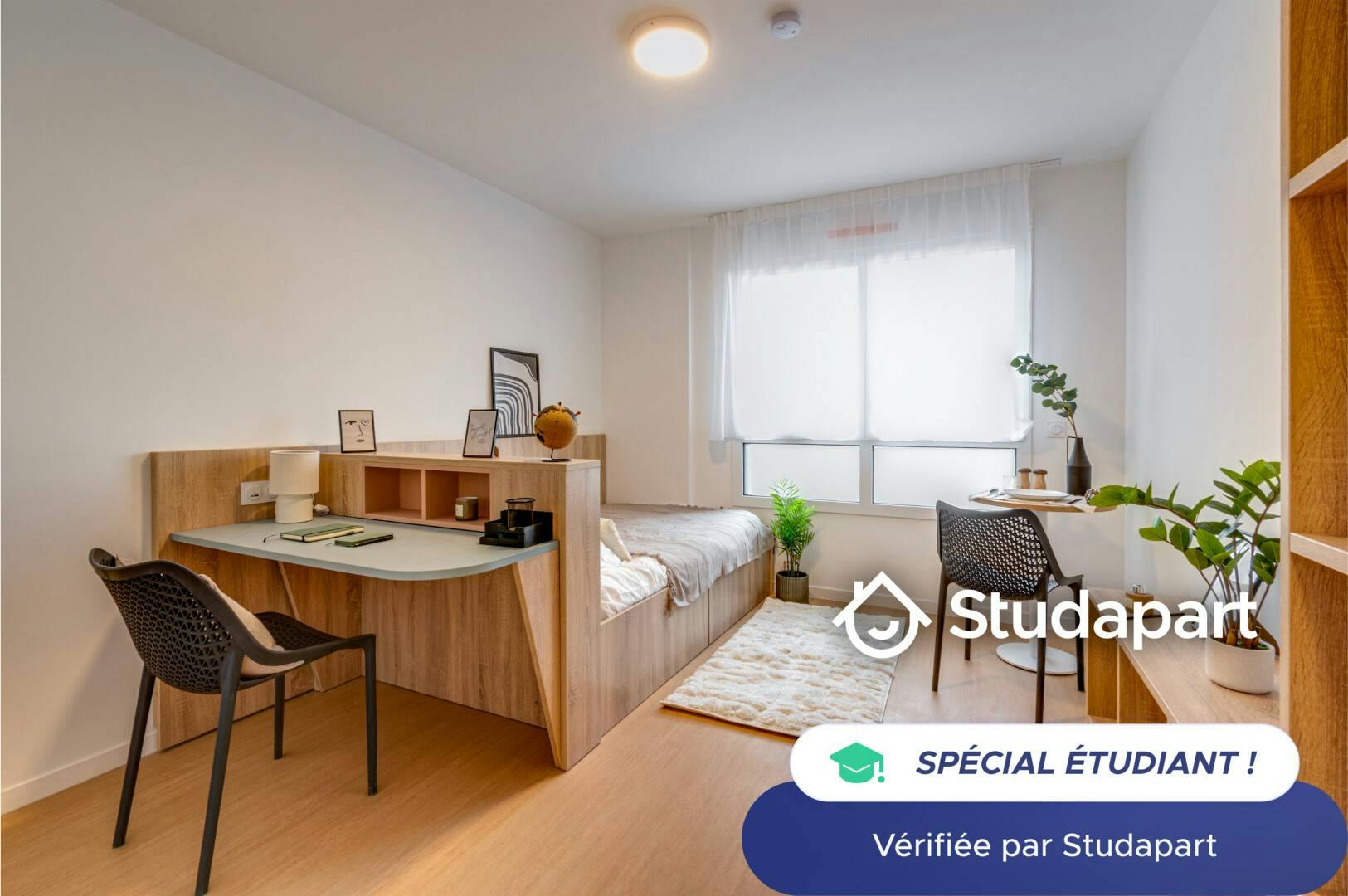 Private room for rent for €572 per month in La Rochelle, Avenue Albert Einstein
