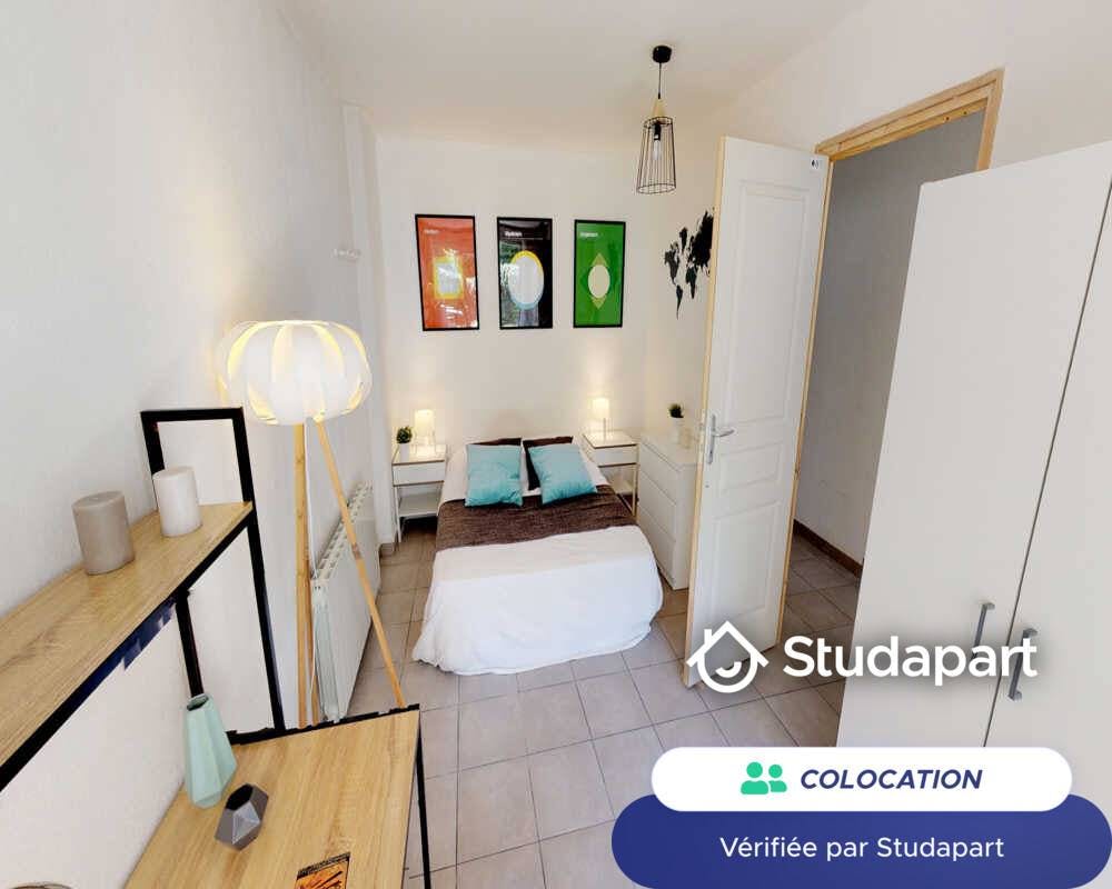 Private room for rent on Rue des Bons Enfants, Lyon