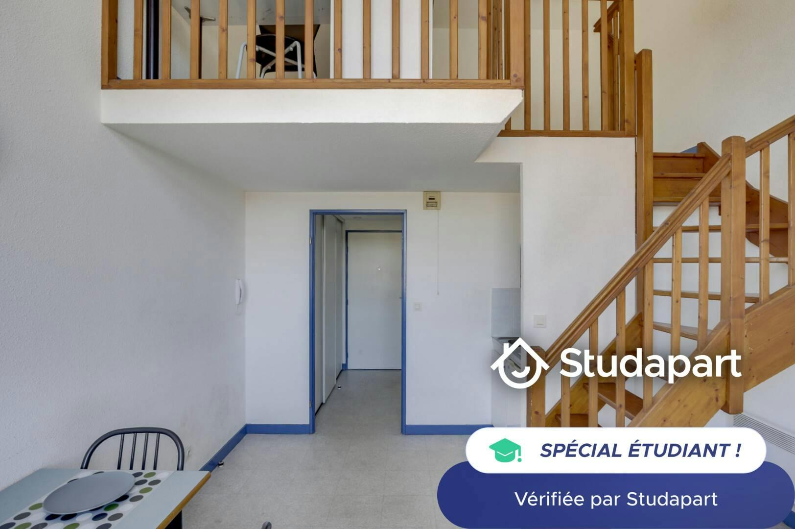 Private room for rent on Rue du Dauphiné, Lyon