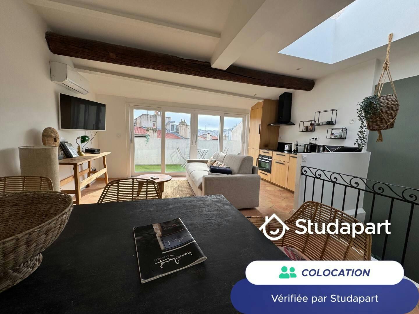 Private room for rent on Rue Bernard du Bois, Marseille - Vue 4
