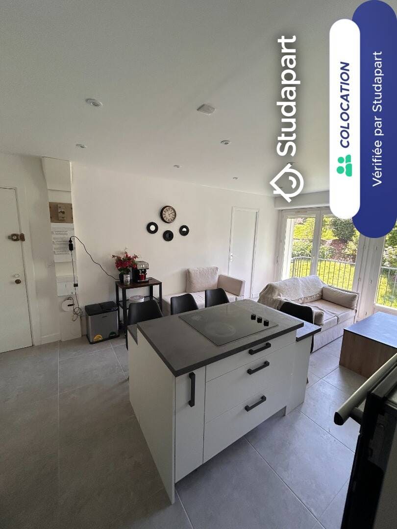 Cameră privată de închiriat pentru 660 EUR pe lună în Palaiseau, Rue de Taucha