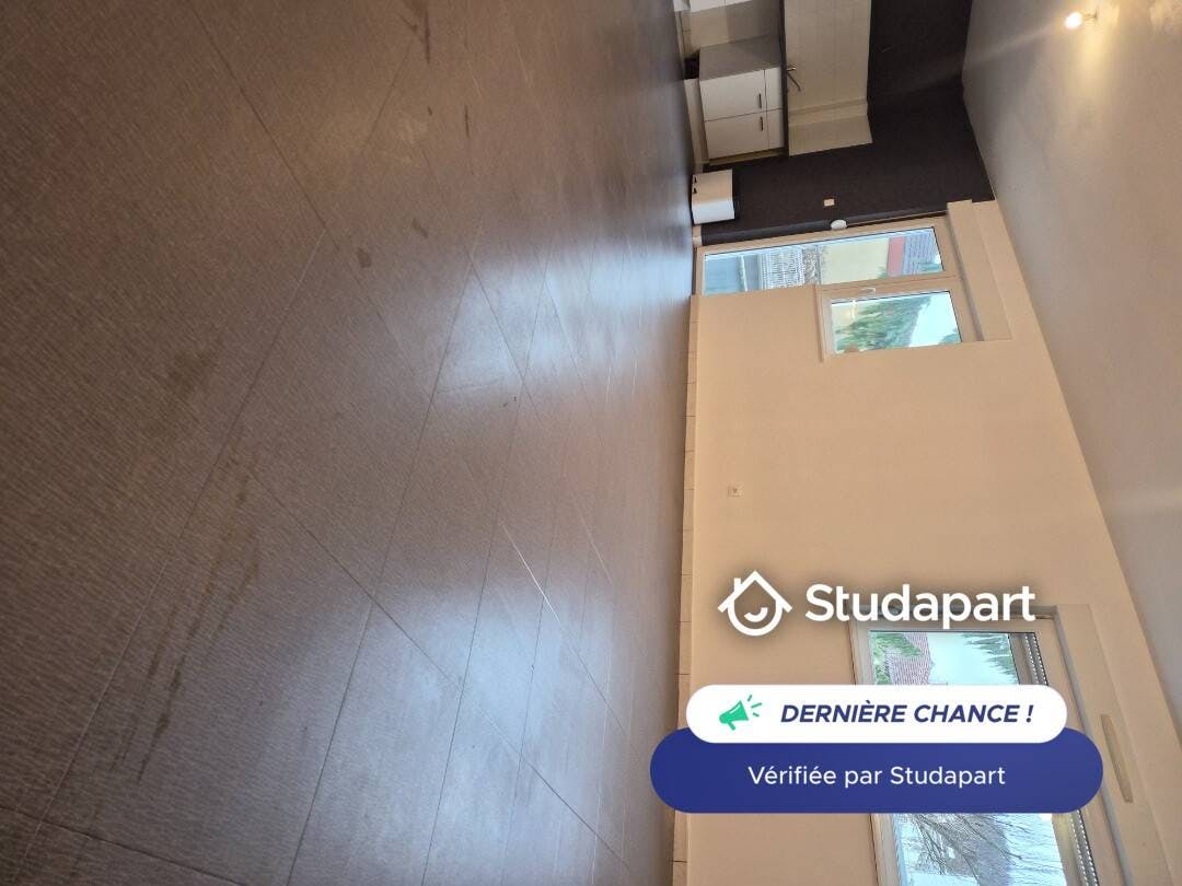 Appartement te huur voor € 750 per maand in Grosbliederstroff, Rue du Docteur Haag