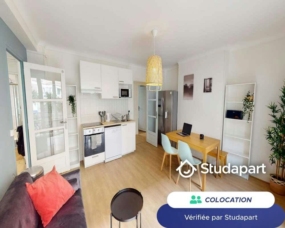 Private room for rent on Rue de Saussure, Paris - Plus