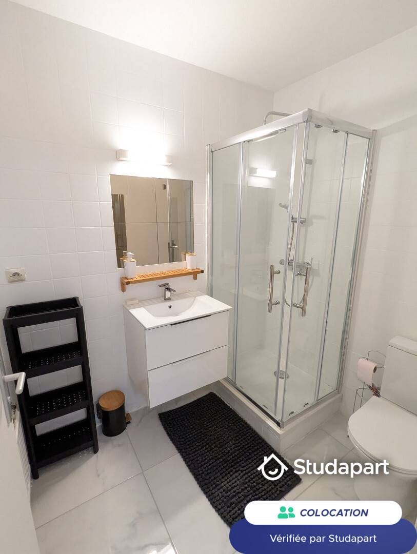 Private room for rent for €590 per month in Champigny-sur-Marne, Avenue de Coeuilly