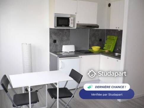 Appartamento in affitto a 560 € al mese a Rouen, Rue du Renard