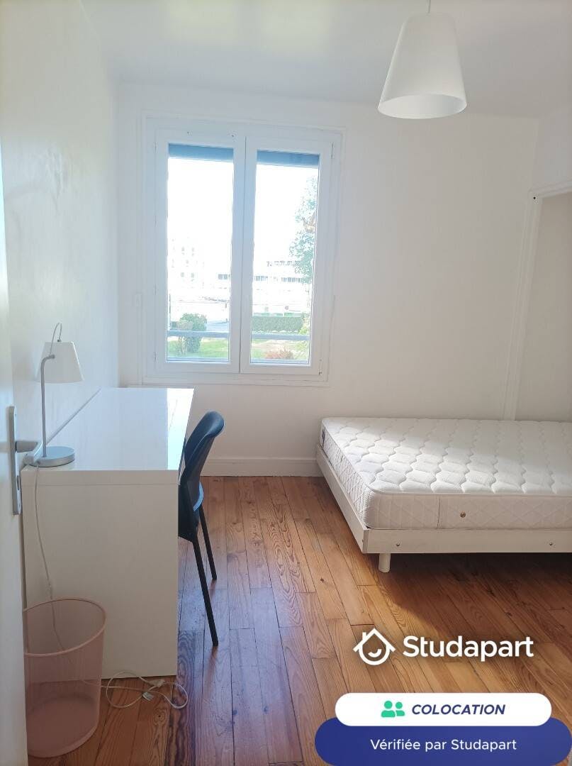 Chambre privée à louer pour 400 €/mois à Besançon, Rue Frédéric Bataille