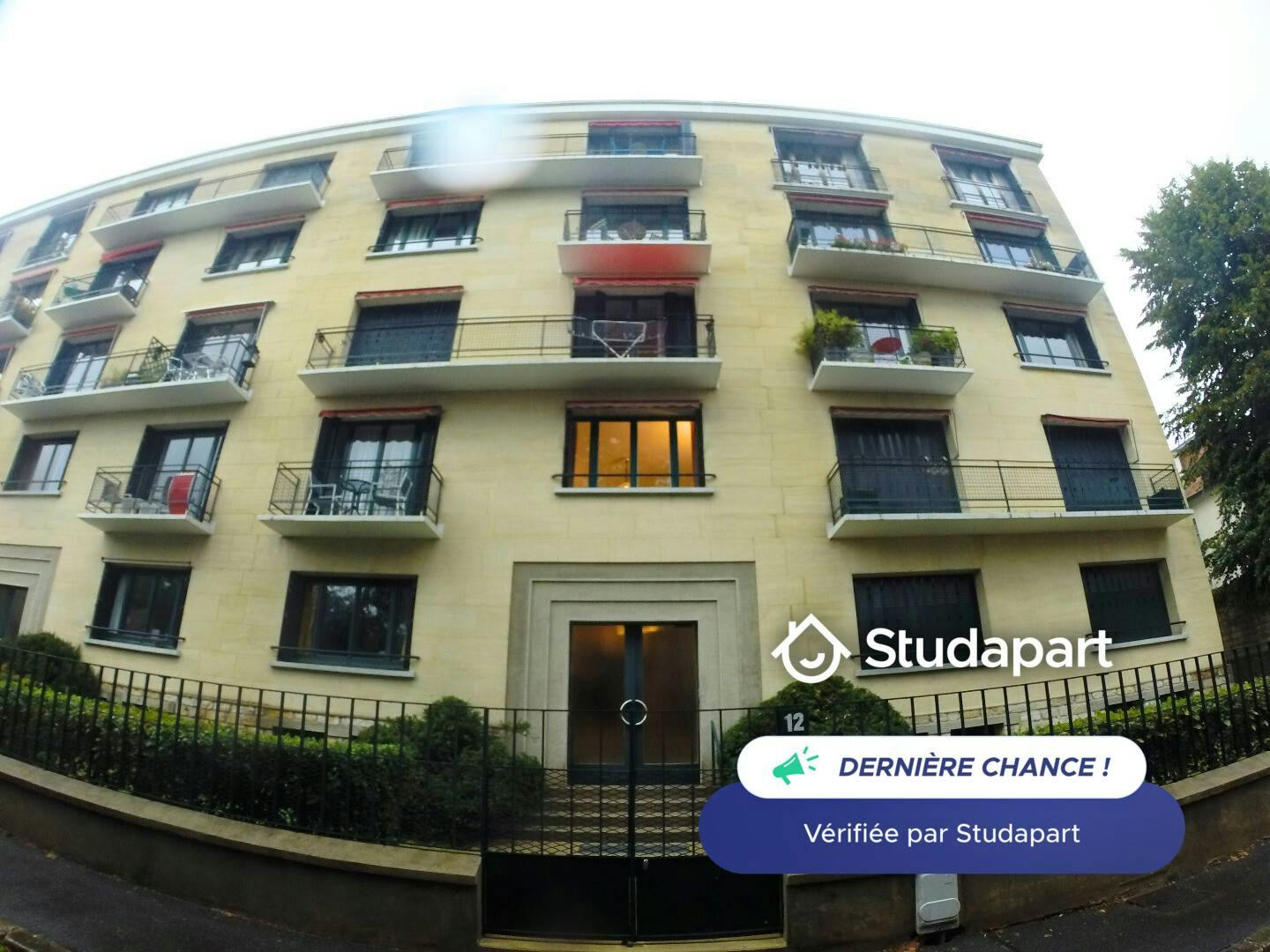 Квартира за оренду для 1 680 EUR на місяць у Fontainebleau, Rue Alexis Durand