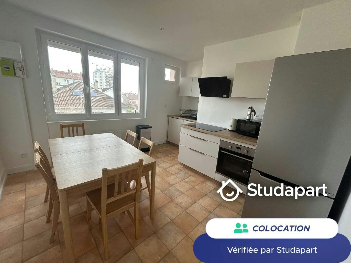 Private room for rent for €450 per month in Dijon, Rue Kléber