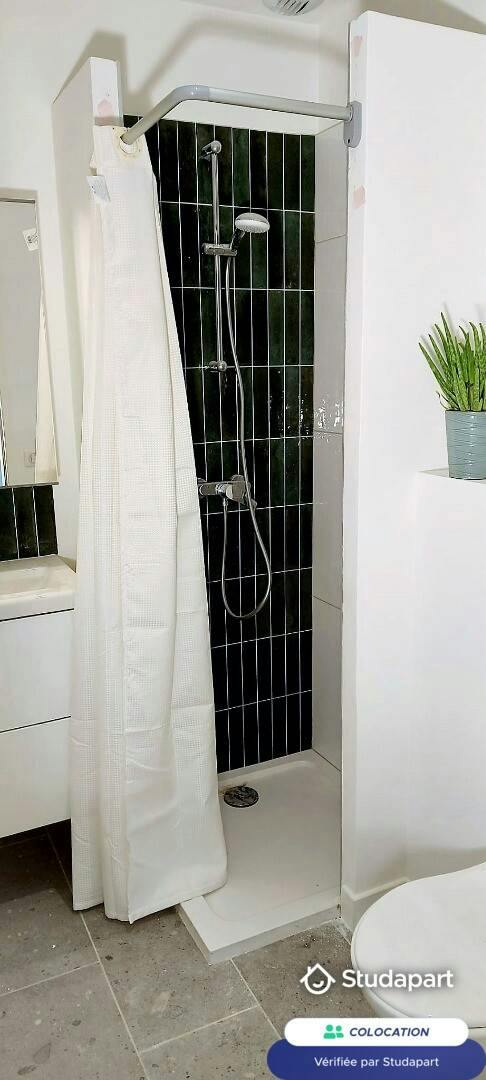 Private room for rent on Rue Millière, Bordeaux - Vue 3