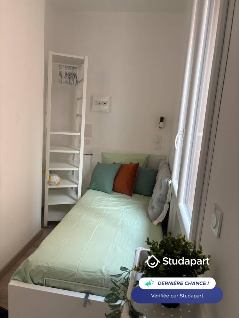 Wohnung zu mieten für 400 € pro Monat in Perpignan, Rue du Four Saint-François