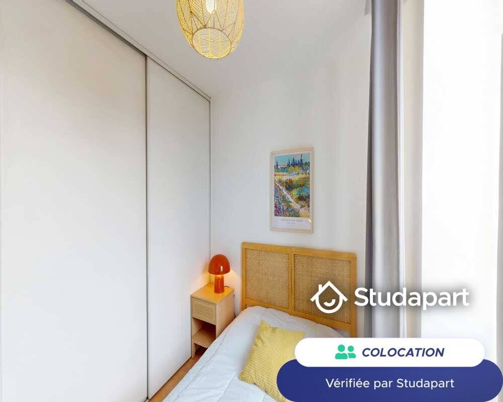 Private room for rent on Cours Charlemagne, Lyon