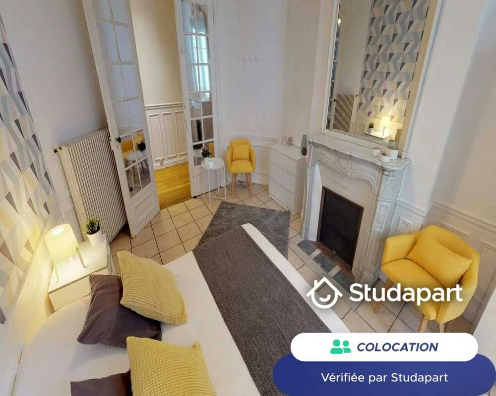 Private room for rent on Rue de Picpus, Paris - Plus