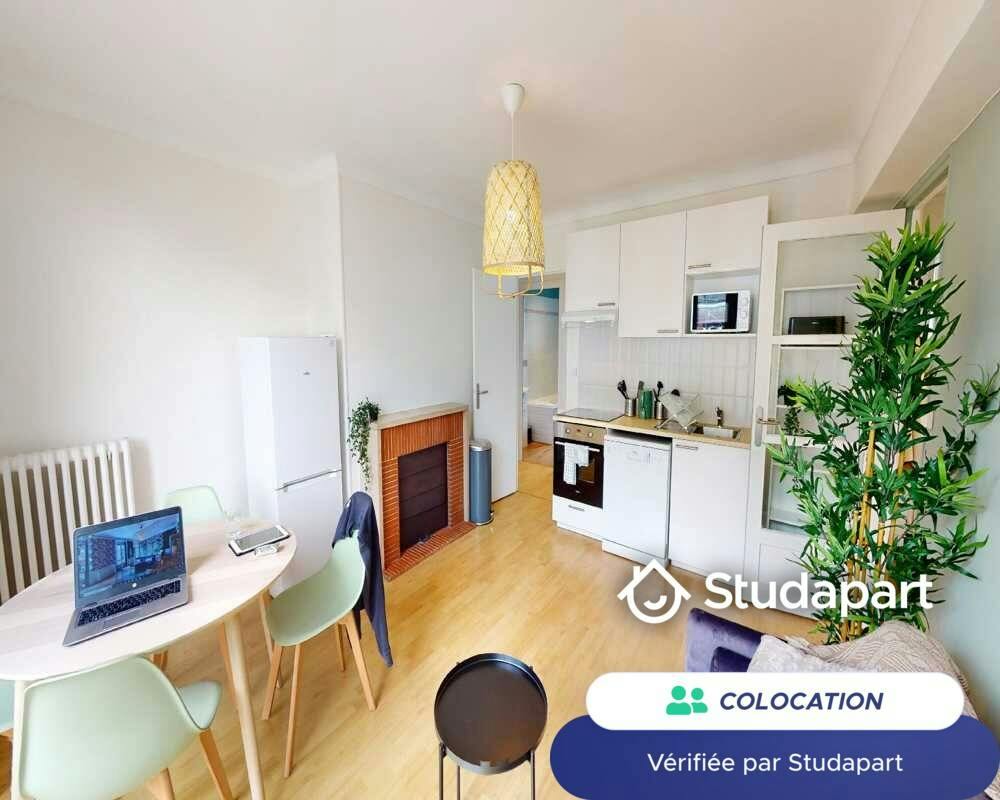 Private room for rent on Rue de Saussure, Paris - Plus