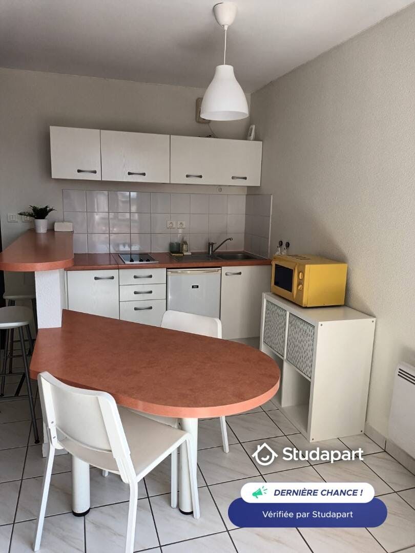 House for rent for €650 per month in Dijon, Cours Fleury
